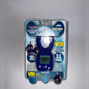 2007 David Beckham Academy Head to Head Soccer Electronic Handheld LCD Game New